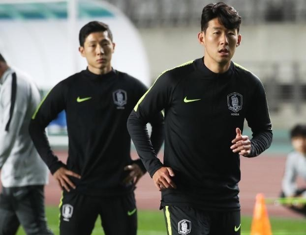 韩国男足,尹锡悦,总统,球员,第一夫人